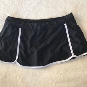 Free country swim suit skirt black